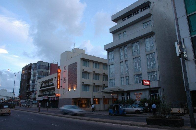 Renuka City Hotel Colombo Exterior photo